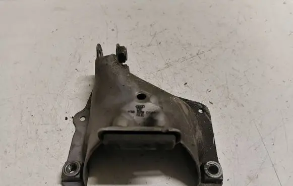Audi A6 C7 Engine mounting bracket 4G0399059A
