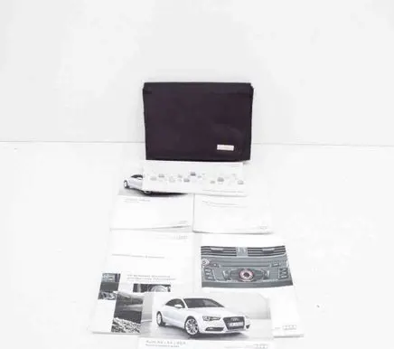 Audi A5 8T 8F User manual 