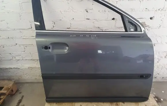 Volvo XC90 Front door