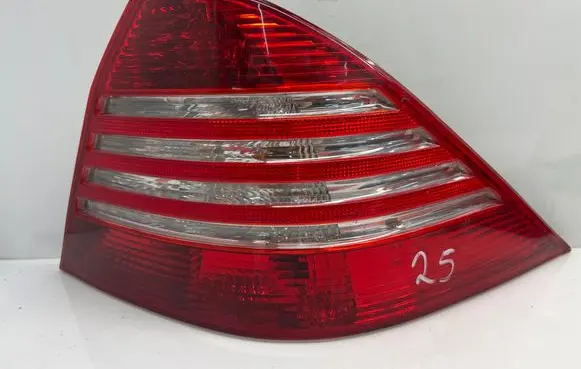 Mercedes-Benz S W220 Rear/tail lights A2208200864