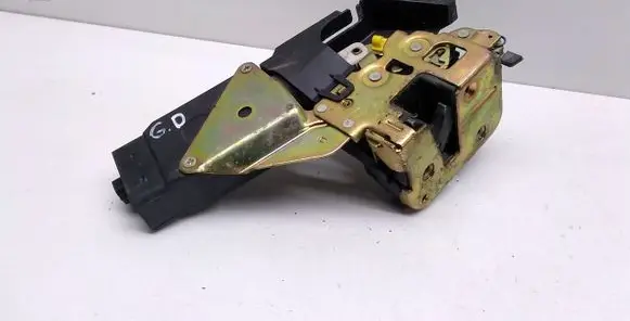 Mitsubishi Space Star Rear door lock