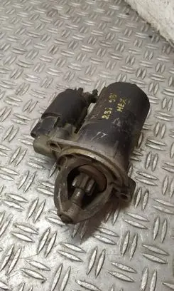 Mercedes-Benz E W210 Starter motor 0001107037