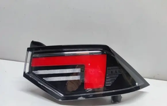 Opel Astra L Rear/tail lights 9839298380