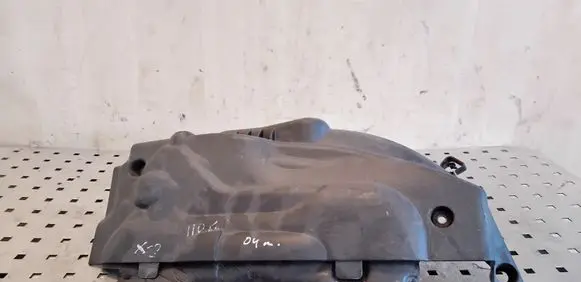 BMW X3 E83 Engine cover (trim) 11147787333