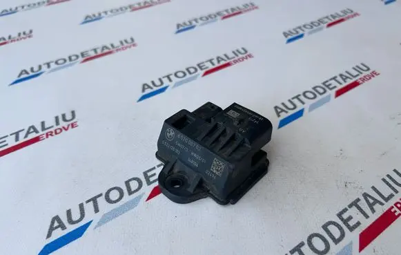 BMW 3 F30 F35 F31 Glow plug pre-heat relay 8570087 7822098 12218570087