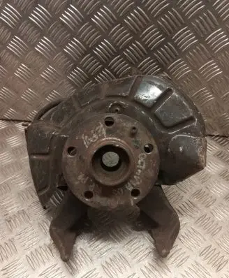 Skoda Octavia Mk2 (1Z) Front wheel hub