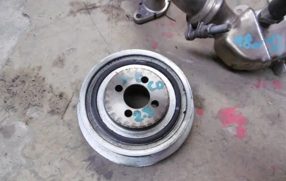 Iveco Daily 6th gen Crankshaft pulley 504076697 35S1601