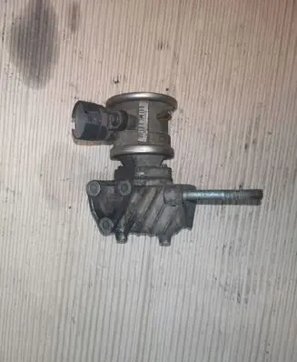 Audi A4 S4 B6 8E 8H EGR thermostat 06A131085E