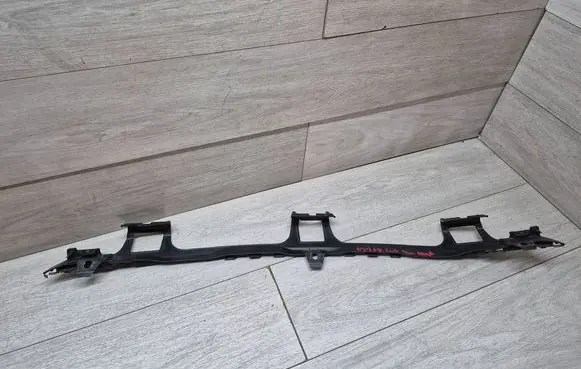 Mercedes-Benz CLS W257 Front bumper mounting bracket A2548852001