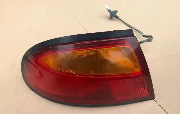 Mazda 323 F Rear/tail lights