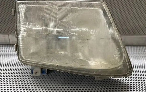 Mercedes-Benz Vito Viano W638 Headlight/headlamp