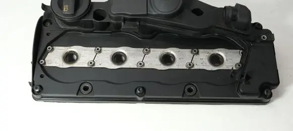 Audi A4 S4 B8 8K Rocker cam cover 03L103469A