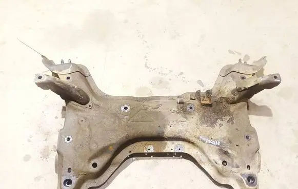 Peugeot 308 Front subframe