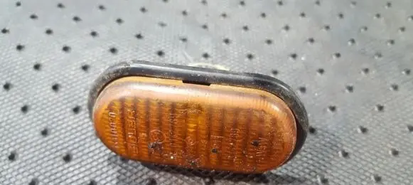Renault Scenic I Front fender indicator light