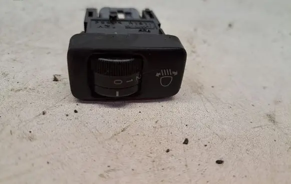 Toyota Avensis T250 Headlight level height control switch 2829