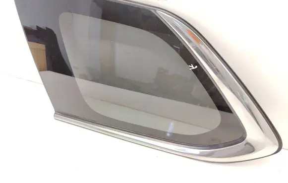Mitsubishi Outlander Rear side window 43R007953 D0T20A53 A001686