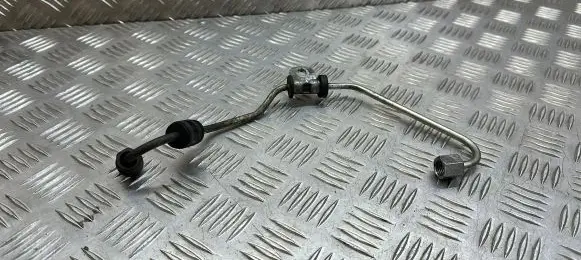 KIA Soul Fuel injector supply line/pipe 