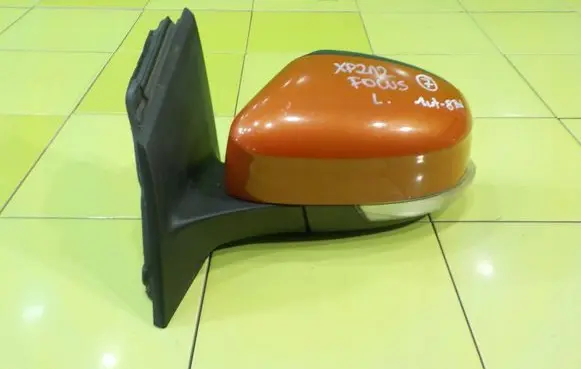 Ford Focus Front door electric wing mirror 024550 XP212