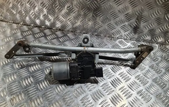 Audi A3 S3 8L Front wiper linkage and motor