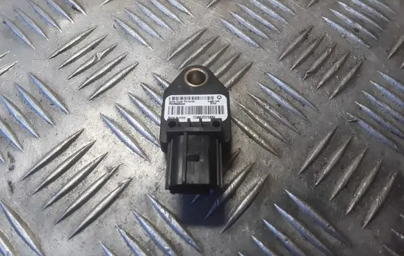 Dodge Caliber Airbag deployment crash/impact sensor P04896065AA