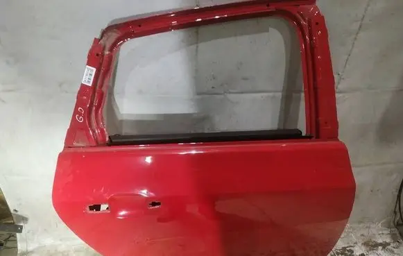Opel Astra J Rear door raudonos