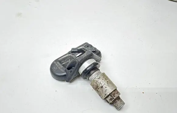 Mercedes-Benz CLA C118 X118 Tire pressure sensor A0009054104 202B4669