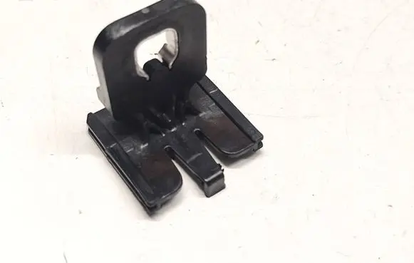 Audi Q4 Sportback e-tron Headlight/headlamp mounting bracket 