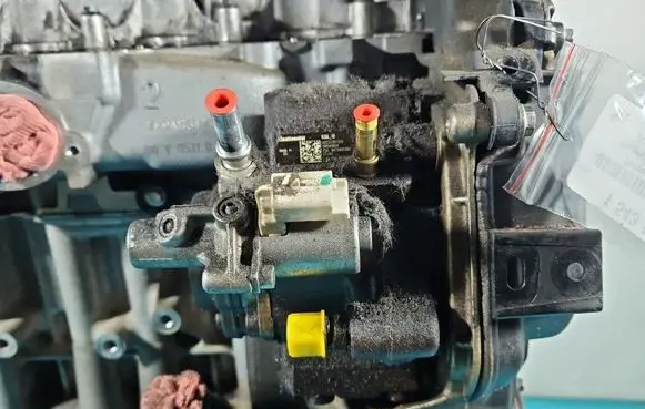 Peugeot 5008 Fuel injection high pressure pump 9672605380 IMPRK1543528