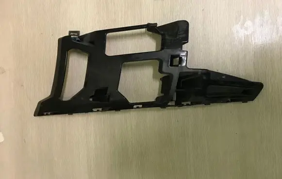 Ford Mondeo MK IV Front bumper mounting bracket 7S7117E857A