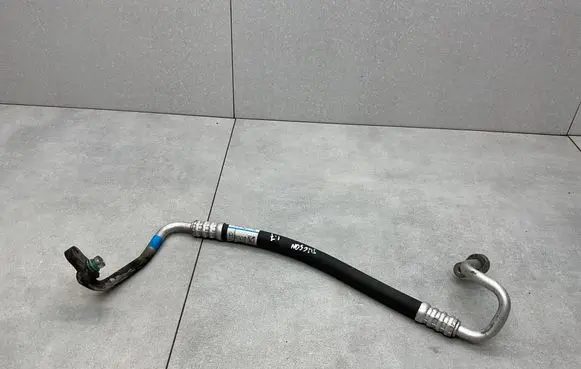Hyundai Tucson TL Air conditioning (A/C) pipe/hose 97762F1100