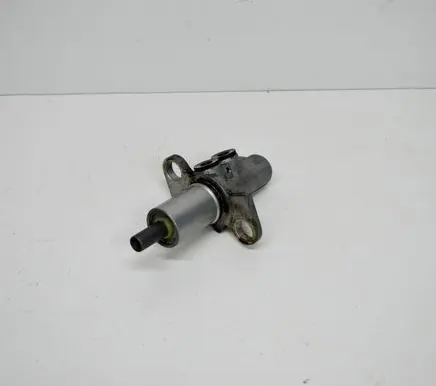Audi A4 S4 B7 8E 8H Master brake cylinder