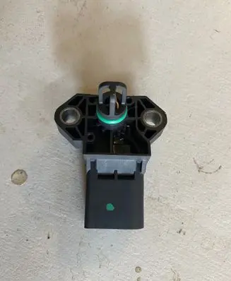 Skoda Fabia Mk3 (NJ) Air pressure sensor 04C906051