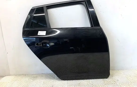 Volvo V60 Rear door 717