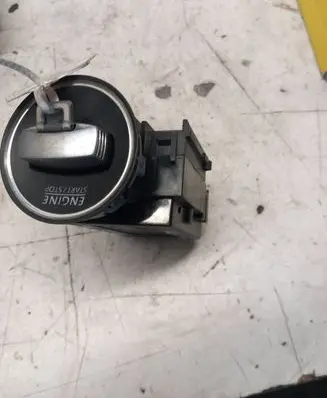 Volkswagen PASSAT B6 Ignition lock 3C0905843Q 33303301