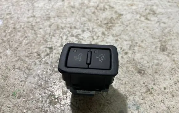 Audi A6 S6 C6 4F Alarm switch 4F0962109 29082005 7Z9656017
