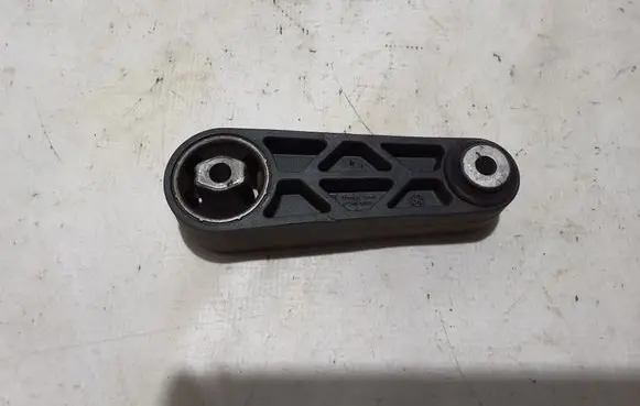 Porsche Panamera (971) Engine mount bracket 971199331