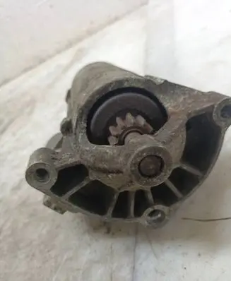 Peugeot 605 Starter motor 5802CQ