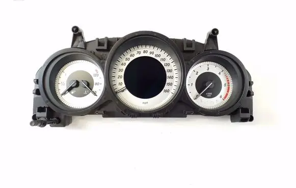 Speedometer (instrument cluster)