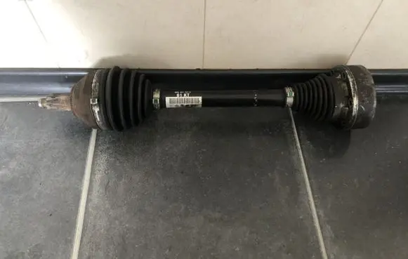 Volkswagen Cross Polo Front driveshaft 6R0407761K