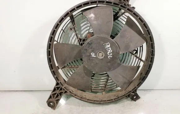 Nissan Patrol Y61 Electric radiator cooling fan