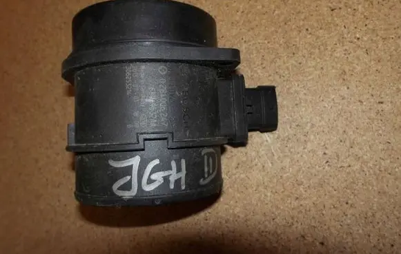 Jeep Grand Cherokee Mass air flow meter 68069532AA