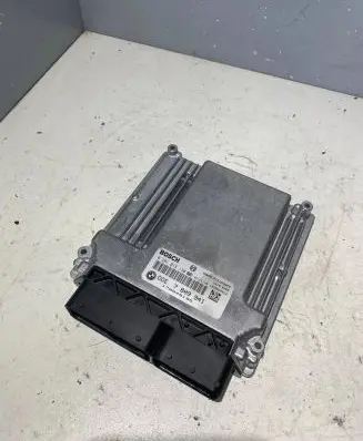 BMW 5 E60 E61 Engine control unit/module 7809941 170049195 0281015130