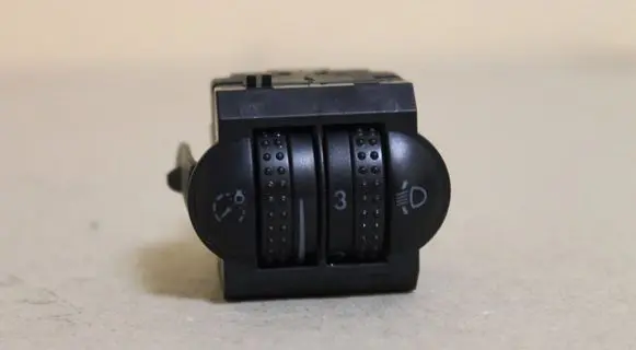 Volkswagen PASSAT B5.5 Headlight level height control switch 3B0941333C