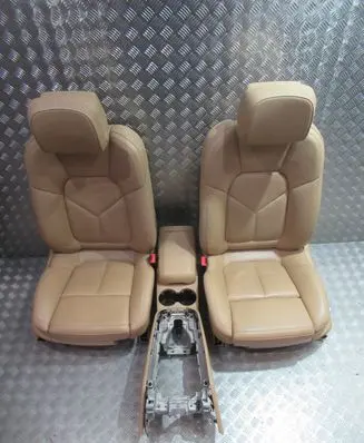 Porsche Macan (95B) Front driver seat 
