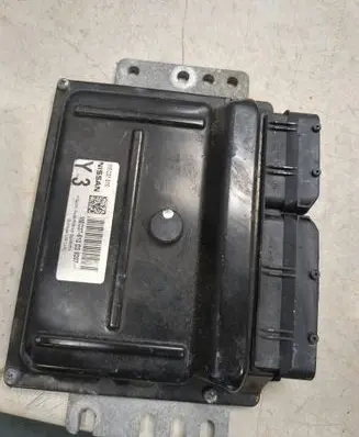 Nissan Note (E11) Engine control unit/module MEC37510
