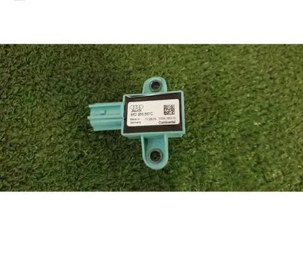 Audi A4 S4 B8 8K Airbag deployment crash/impact sensor 8K0955557C