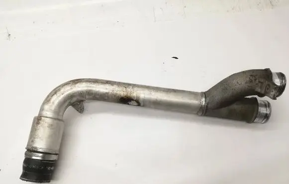Audi Q7 4L Intercooler hose/pipe