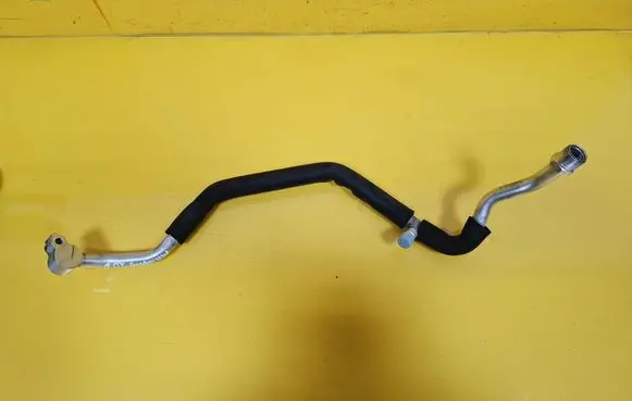 Mazda 5 Air conditioning (A/C) pipe/hose 