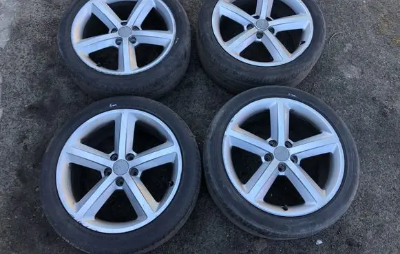 Audi A4 S4 B8 8K R18 alloy rim 8K0601025CK