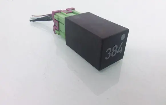 Volkswagen PASSAT B5 Other relay 8D0919578 384